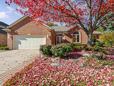 48727 Fairmont Dr, Macomb, MI, 48044