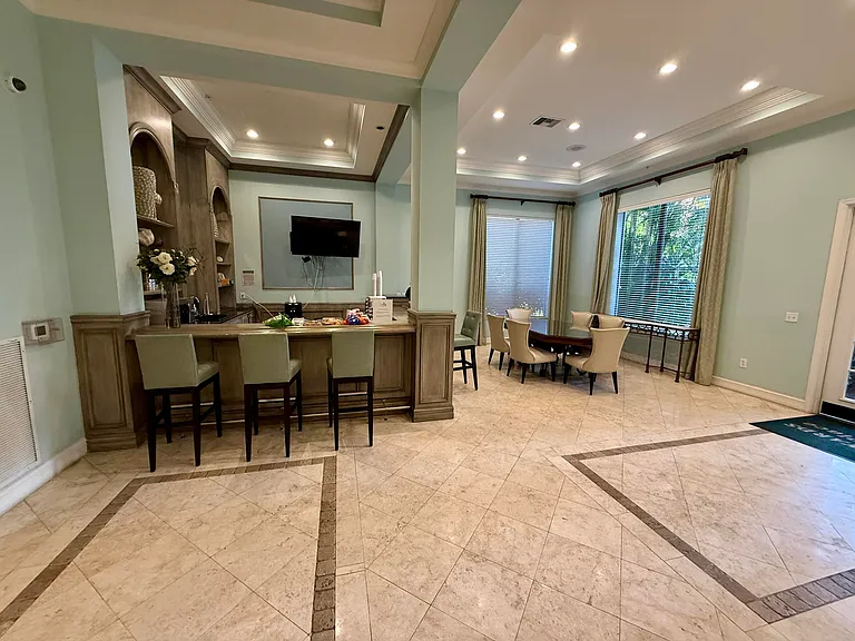 780 Sapodilla Ave #207 — Photo 18