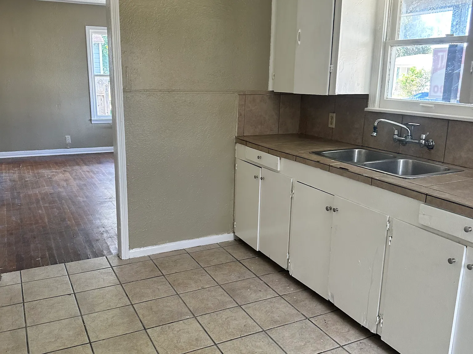 4734 Gabriel Dr — Photo 4