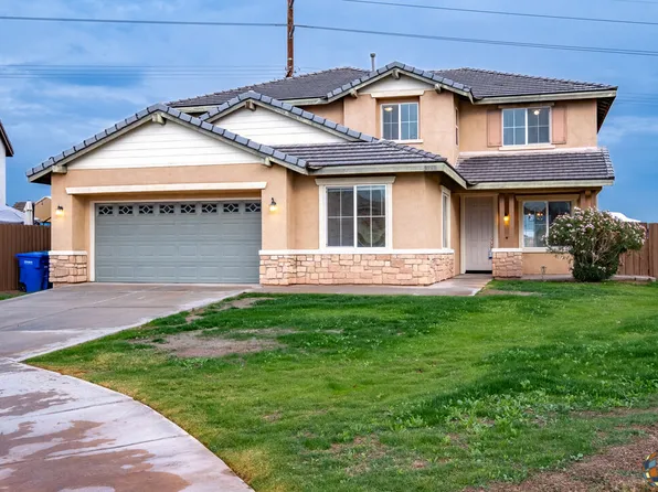 3799 Blossom Way, El Centro, CA 92243