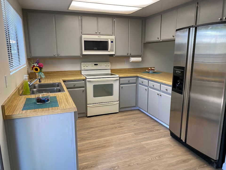 1st image of 625 S Fig St APT 16