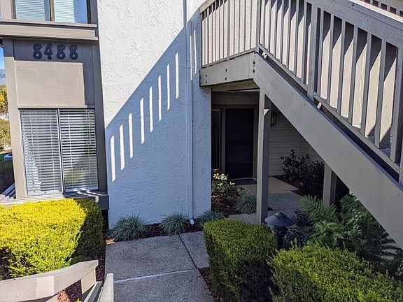 3rd image of 8489 Grenache Ct