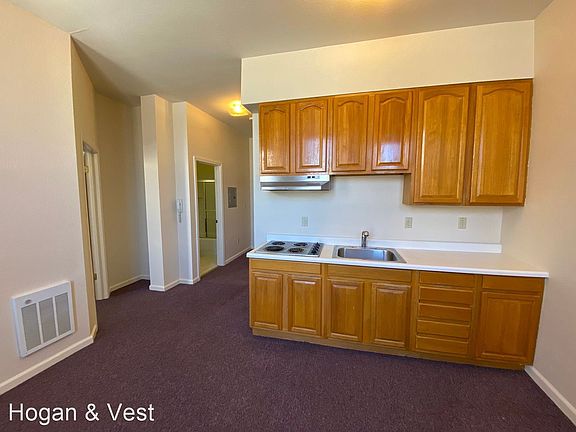 2nd image of 1012 Grant Ave #2D