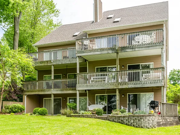 5632 N Watervliet Rd APT 22, Watervliet, MI 49098