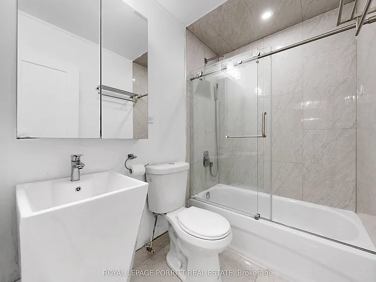 4 Superior Ave #5 — Photo 18