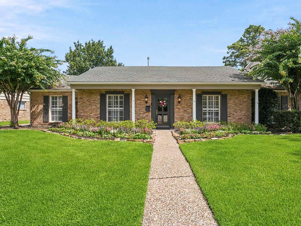 1st image of 13822 Pebblebrook Dr