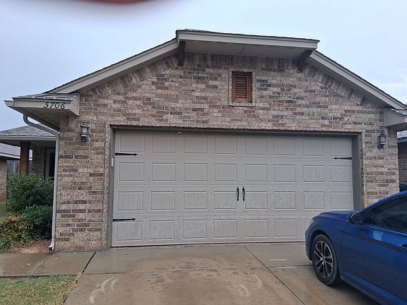 3rd image of 5706 Clearwater Dr