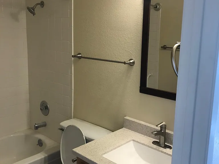 1326 Georgia Ave — Photo 8