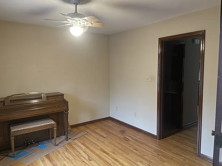 1185 Eller Wood Dr — Photo 10