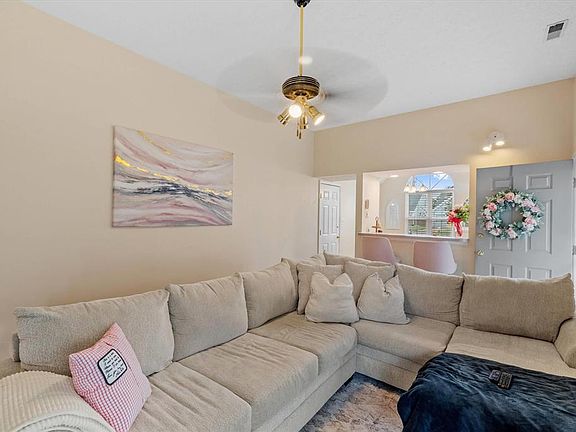5th image of 2521 Lake Point