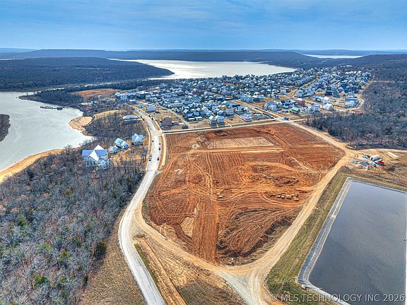 4th image of 39 Church Rd