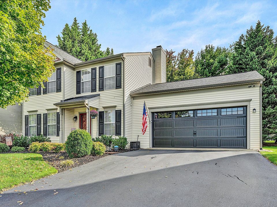 1st image of 6203 Ashmont Dr