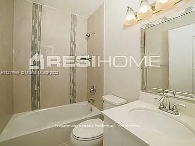 2nd image of 927 SE 13th Rd #927