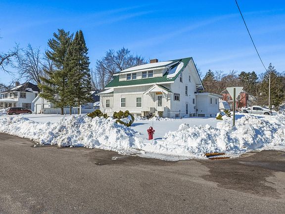 5th image of 35635 5th St