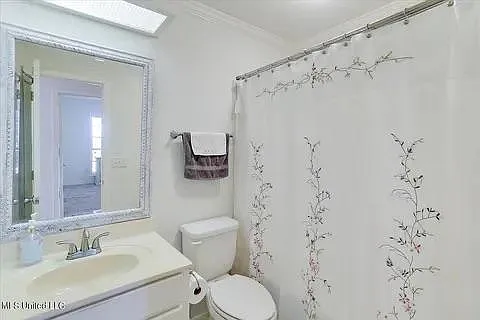 631 Live Oak Dr — Photo 15