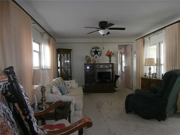 2nd image of 3331 Lanark Dr
