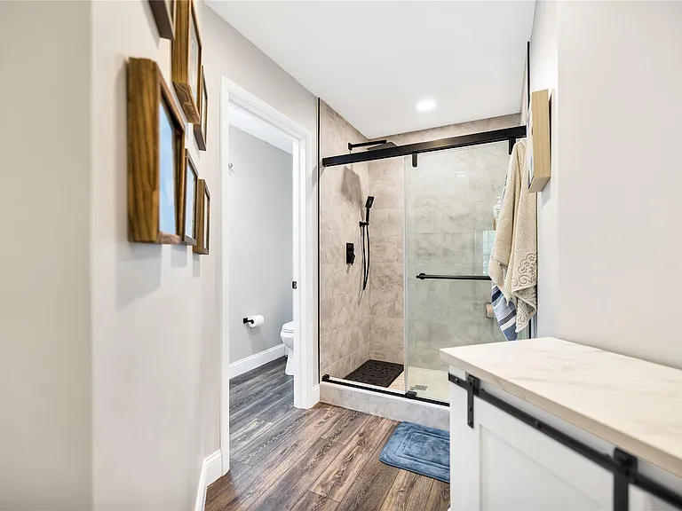 5568 American Cir — Photo 22