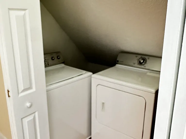 896 Quinnipiac Ave #3 — Photo 27