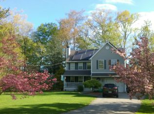 118 Wayside Rd, Hewitt, NJ 07421