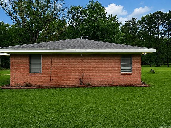 4th image of 7103 W Jeffcoat Rd