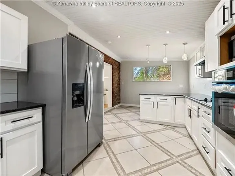 1501 Knob Rd — Photo 14