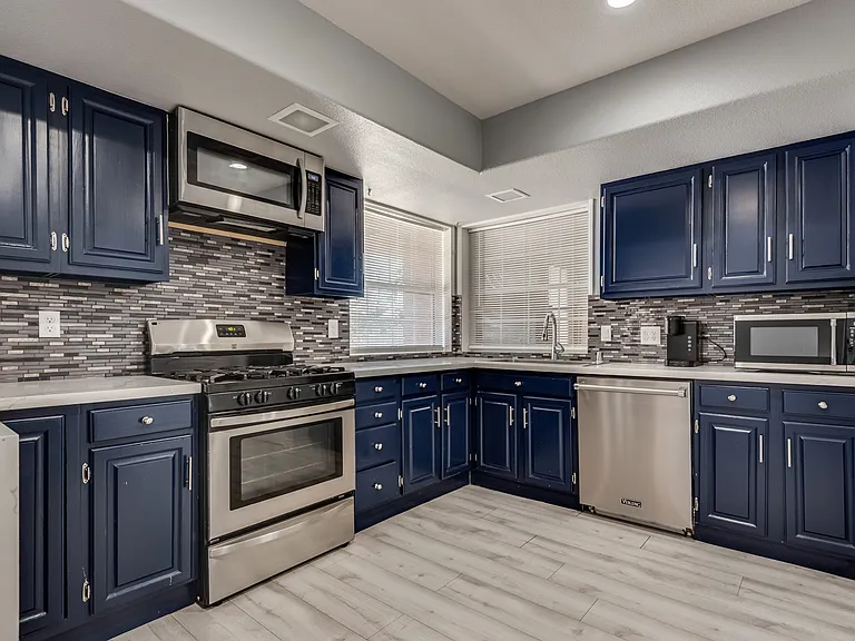 8626 Haven St — Photo 3