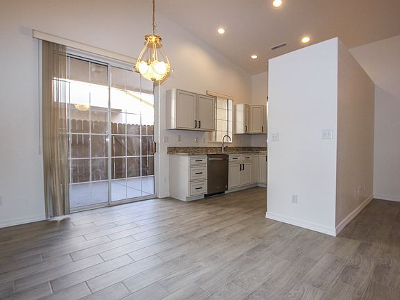 Dining_Kitchen