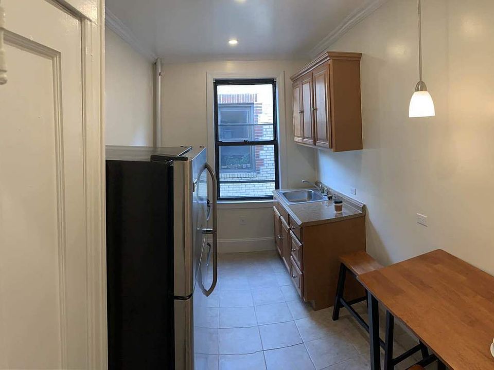 1st image of 4328 42nd St APT 3F