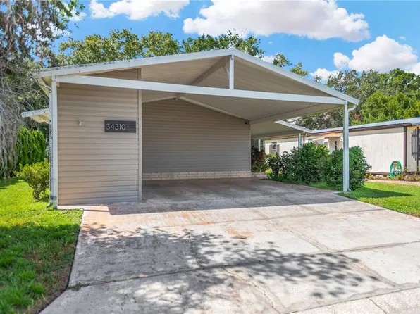 34310 Lodge Dr, Zephyrhills, FL 33543