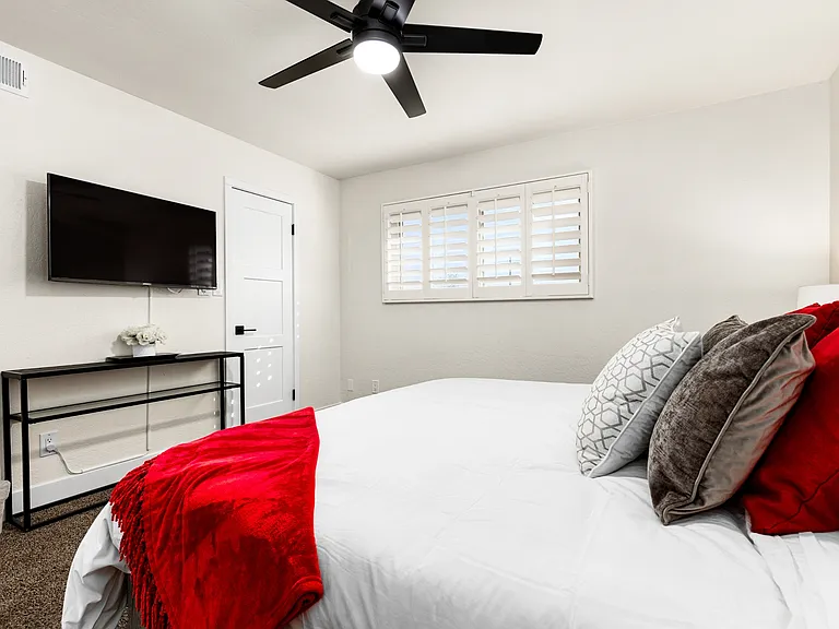 7715 E Vernon Ave #1 — Photo 3