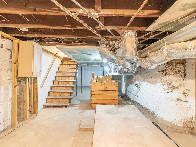 39 Rose St — Photo 46
