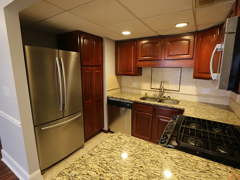 1726 Cotton Patch Ln — Photo 16