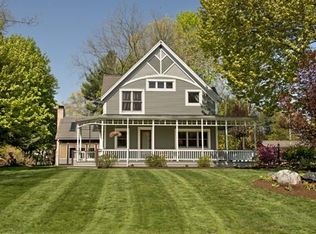 130 Hillcrest Dr, Northampton, MA 01062