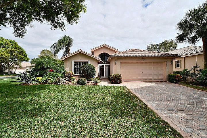 1st image of 11890 Arias Ave