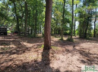 2 Bartow Point Dr, Savannah, GA 31404
