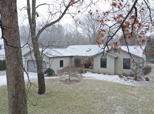 4962 Claredon Pl, Berrien Springs, MI 49103