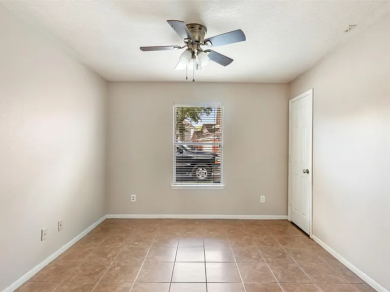 4914 Winding Timbers Cir — Photo 18