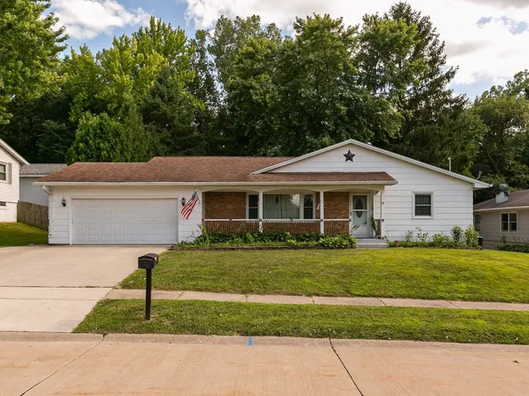 630 84th Ave W, Rock Island, IL 61201