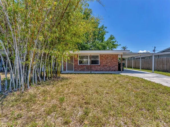 3545 Lalani Blvd, Sarasota, FL 34232