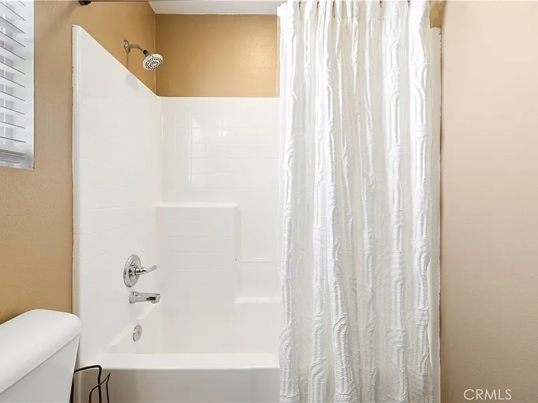 43023 Artesia Ct — Photo 16
