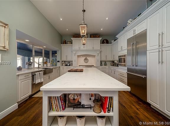 2nd image of 8200 SW 156th St