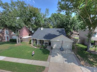 2307 Marys Creek Ct, Pearland, TX 77581