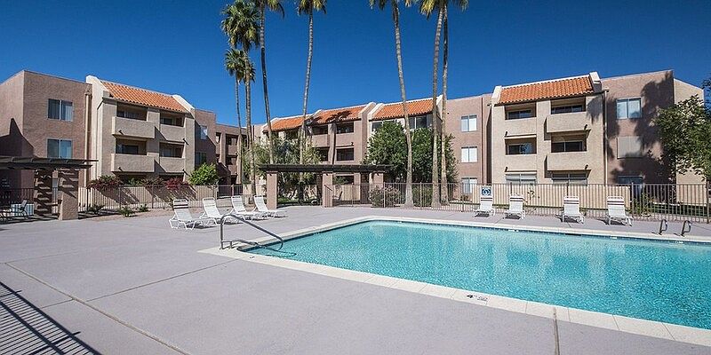 1st image of 540 N May St #3123