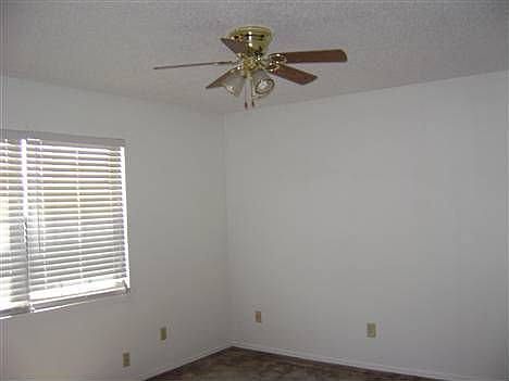 5th image of 401 12th Ave SE APT 147