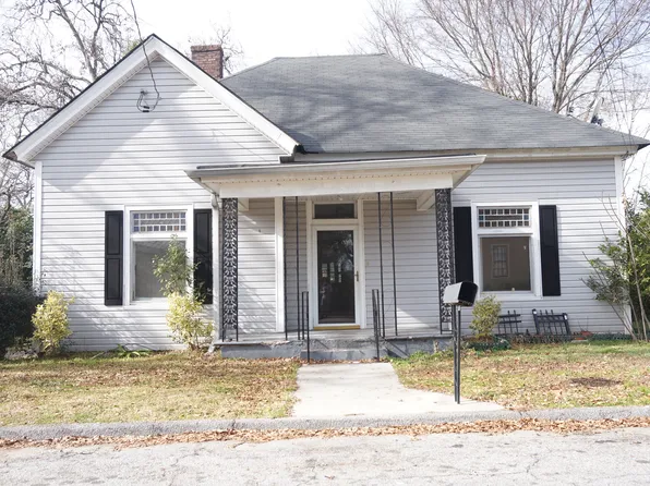 1012 Institute St NW, Conyers, GA 30012