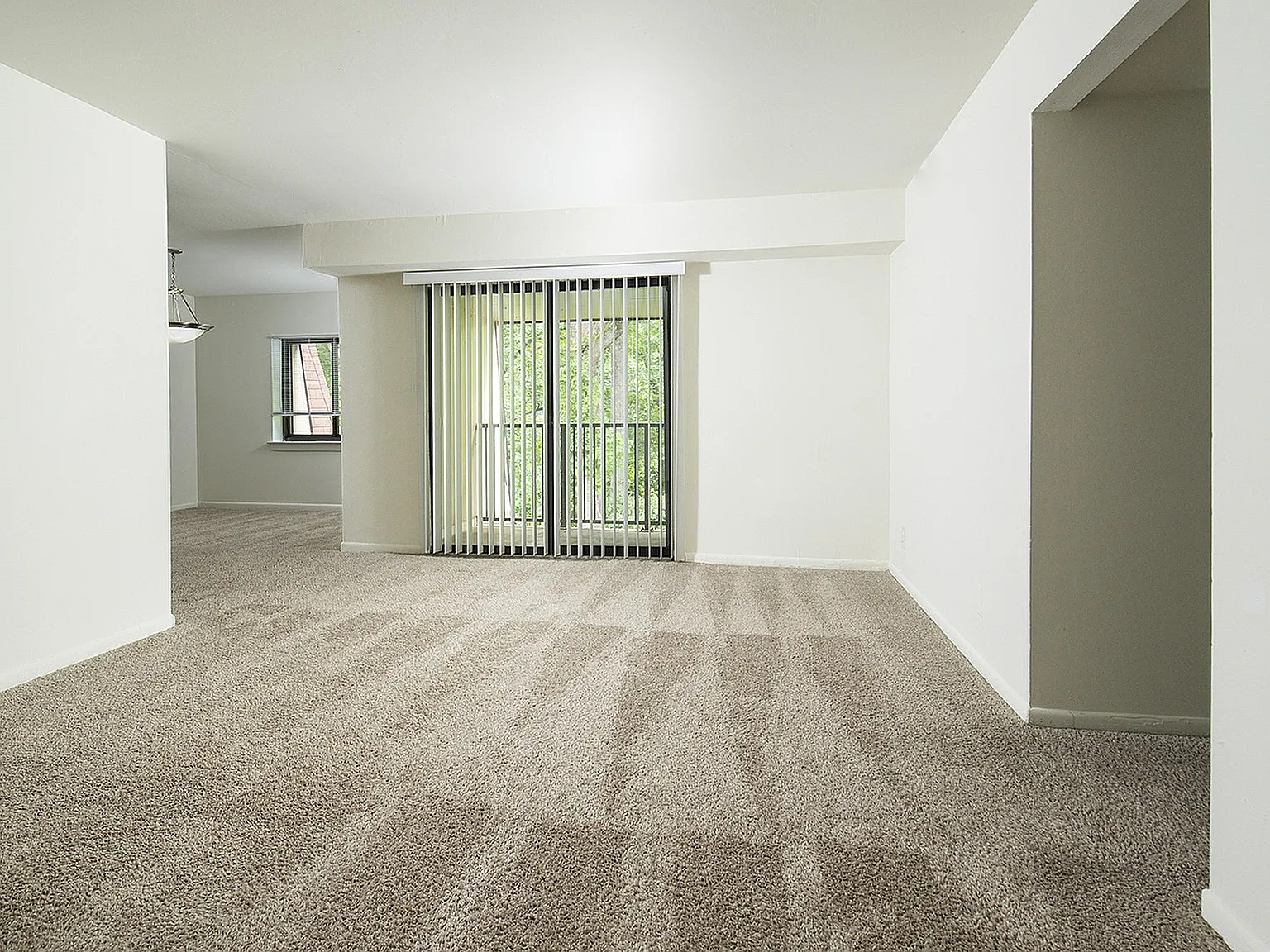 Fairway Park Apartments & Townhomes — Photo 3