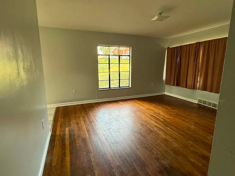 5039 Lehi Dr — Photo 15