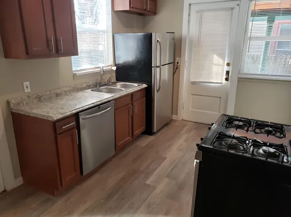 73 Glasgow St, Rochester, NY 14608