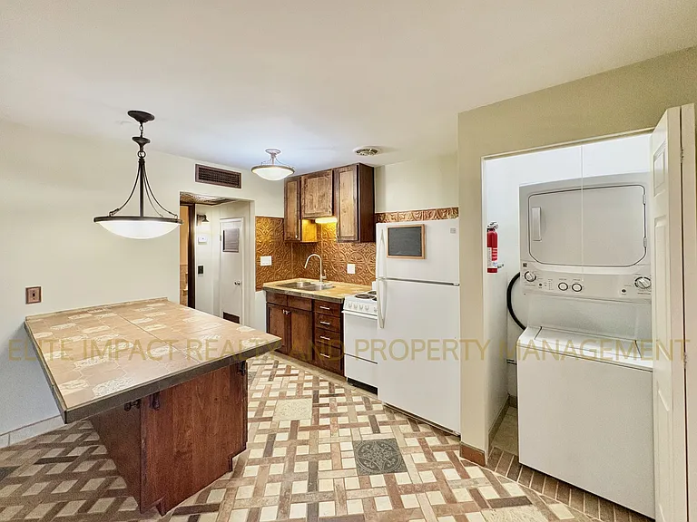 2819 N Woodland Ave #2 — Photo 15