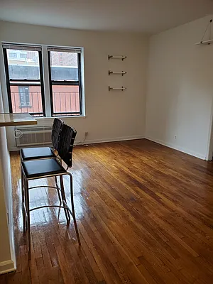 Rented by Saldo Properties | media 18